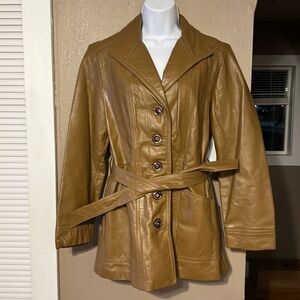 𝅺vintage Jordache Tan Button up Leather Jacket